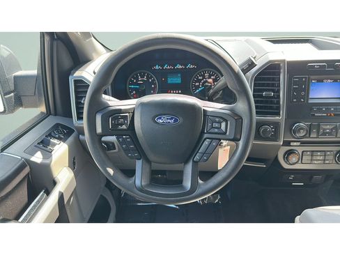 Used 2018 Ford F150 XLT AWD/4WD image 13