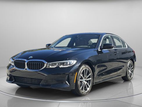 Used 2022 BMW 330i Sedan w/ Driving Assistance Package image 2