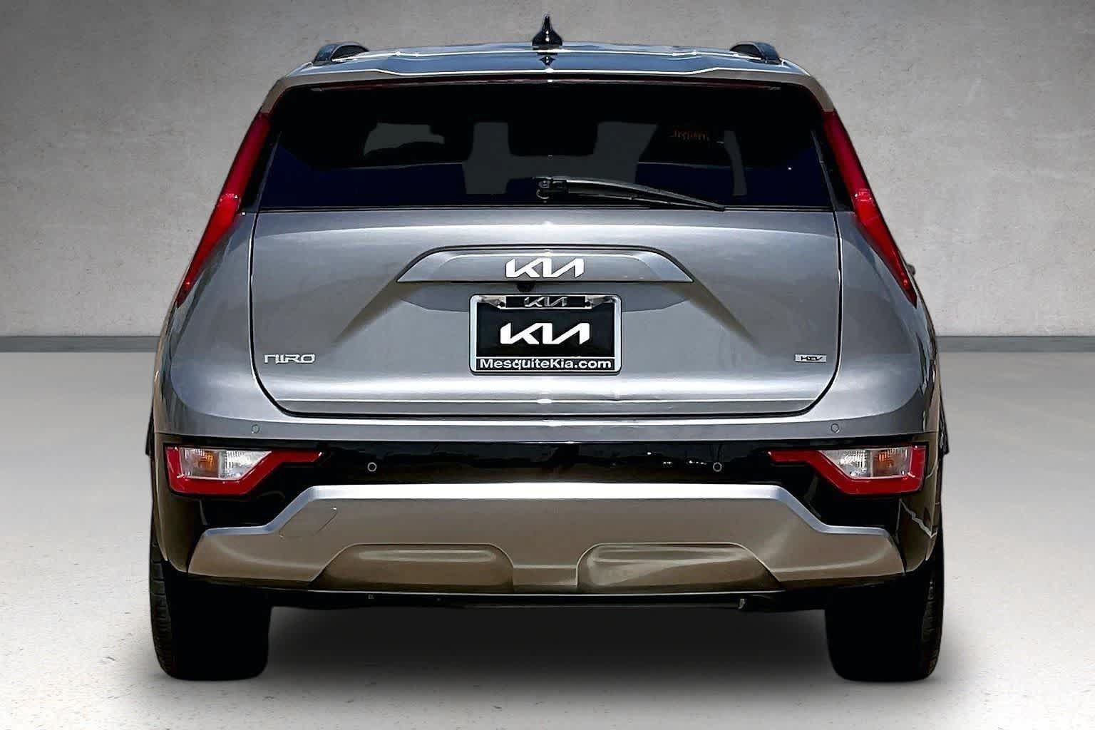 Certified 2023 Kia Niro EX Touring FWD image 5
