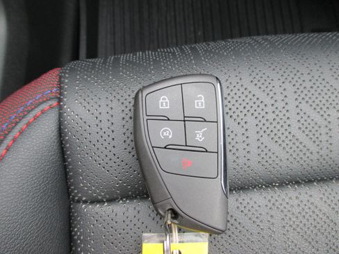 Used 2026 Chevrolet Equinox RS w/ Convenience Package III AWD/4WD image 31