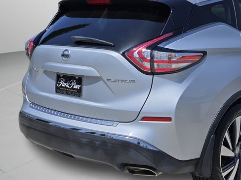 Used 2015 Nissan Murano Platinum w/ Platinum Technology Package FWD image 38