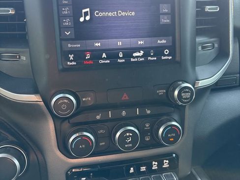 Used 2019 RAM 1500 Big Horn image 8