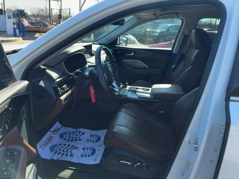 Used 2022 Acura MDX SH-AWD w/ Advance Package image 4