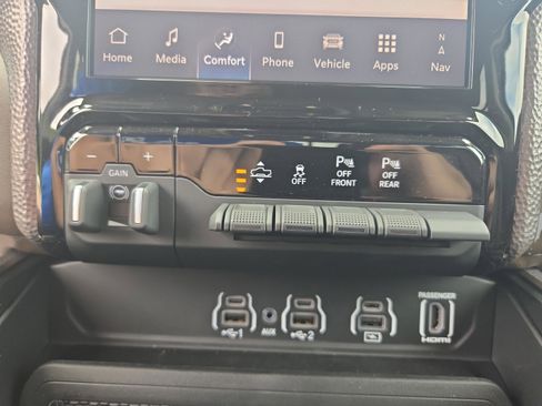 New 2026 RAM 1500 Limited AWD/4WD image 19