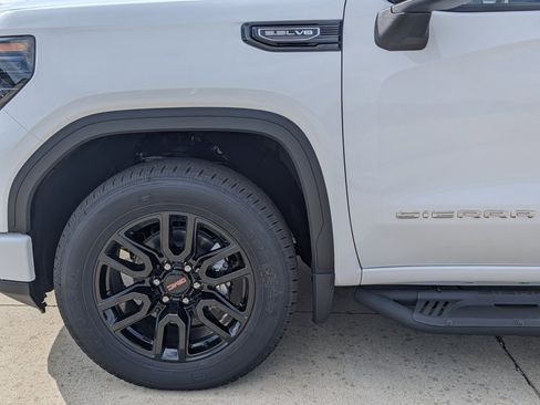 New 2026 GMC Sierra 1500 Pro w/ Graphite Edition image 11