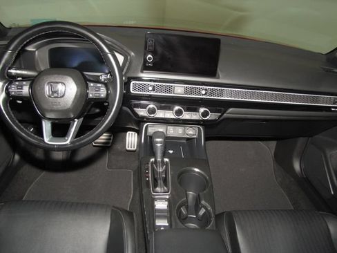Certified 2025 Honda Civic Sport Touring image 14