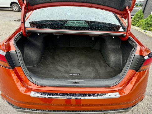 Used 2020 Nissan Altima 2.5 SR w/ Premium Package image 21