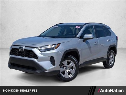 Used 2025 Toyota RAV4 XLE FWD image 1