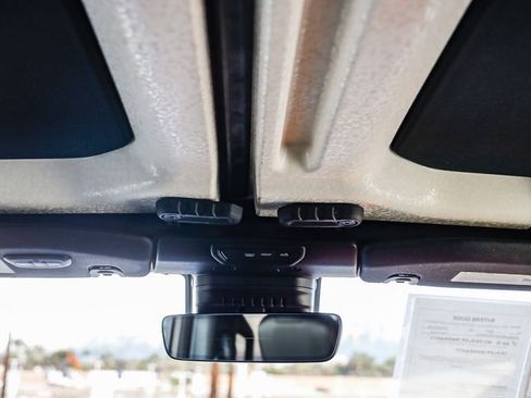 Used 2020 Jeep Gladiator Rubicon image 17