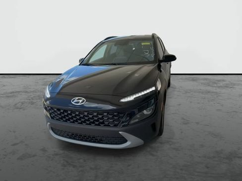 Used 2023 Hyundai Kona SEL AWD/4WD image 3