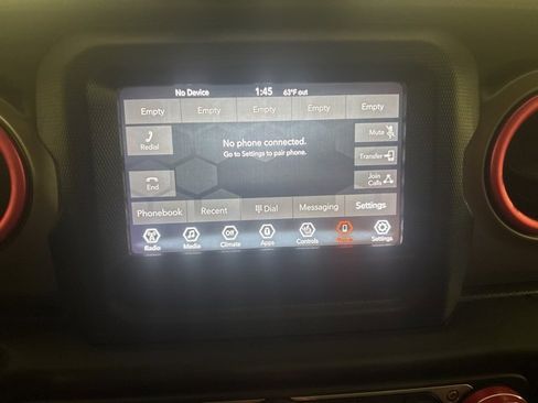 Used 2021 Jeep Gladiator Willys image 45