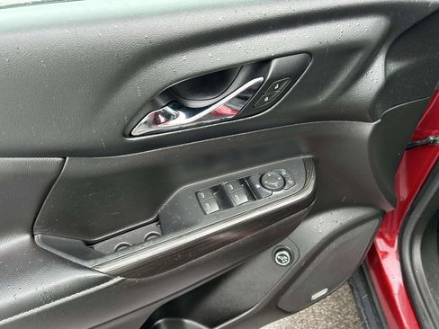 Used 2018 GMC Acadia SLT FWD image 20