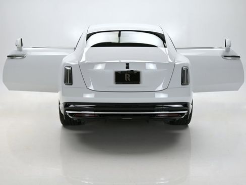 Used 2025 Rolls-Royce Spectre w/ Spectre Launch Package AWD/4WD image 30