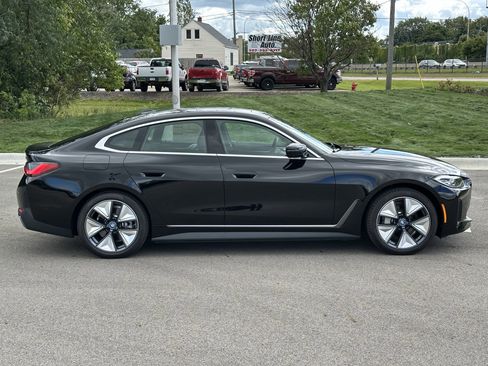New 2024 BMW i4 eDrive40 w/ Premium Package image 8