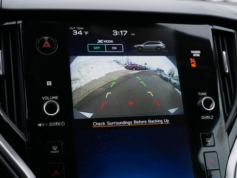 Used 2025 Subaru Outback Premium image 27