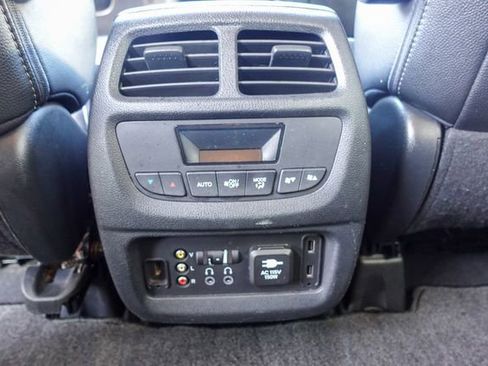 Used 2016 Honda Pilot Touring image 29