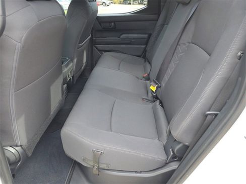 Certified 2025 Toyota Tacoma SR5 image 21