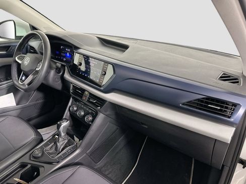 Used 2023 Volkswagen Taos SE w/ Panoramic Sunroof Package image 28
