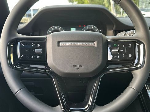 New 2026 Land Rover Range Rover Evoque S image 17