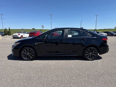 Used 2026 Toyota Corolla SE FWD image 7