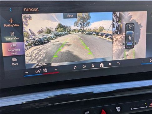 Used 2025 BMW 530i w/ Premium Package image 13