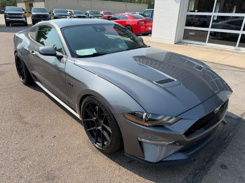 Used 2021 Ford Mustang GT w/ Equipment Group 301A RWD image 2