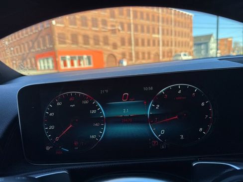 Certified 2021 Mercedes-Benz GLB 250 4MATIC image 16