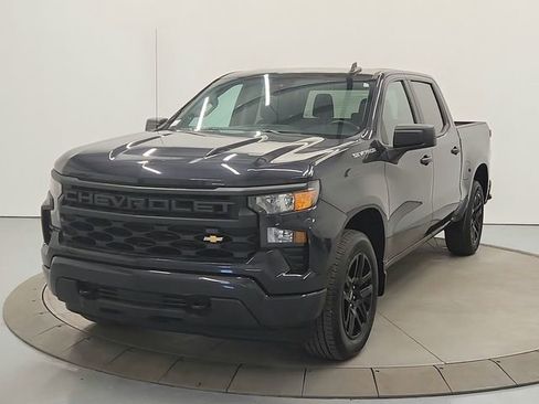 Used 2023 Chevrolet Silverado 1500 Custom w/ LPO, Dark Essentials Package RWD image 3