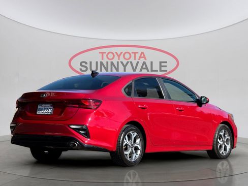 Used 2019 Kia Forte LXS image 3