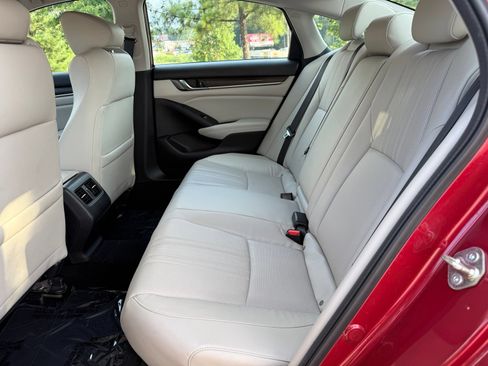 Used 2018 Honda Accord EX-L image 39