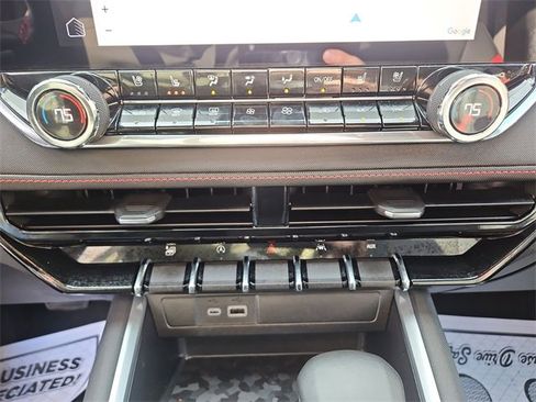 Certified 2023 Chevrolet Colorado Z71 w/ Z71 Convenience Package 2 image 18