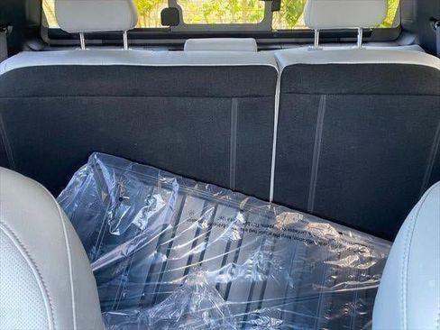 New 2025 Hyundai Santa Cruz Limited image 17