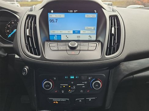 Used 2019 Ford Escape SE image 20
