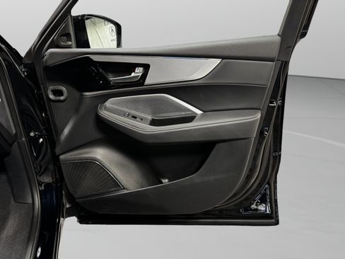 Used 2026 Acura MDX w/ Technology Package FWD image 17