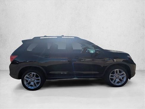 Used 2025 Honda Passport EX-L image 4