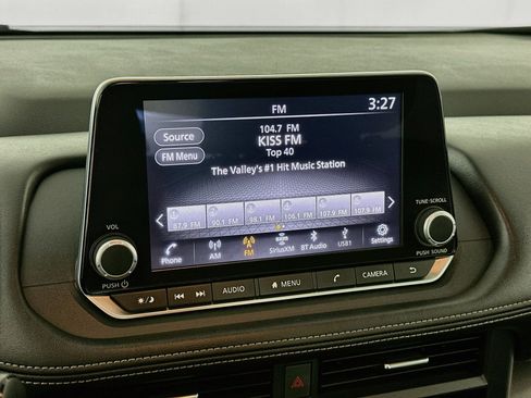 Used 2025 Nissan Rogue SV AWD/4WD image 21
