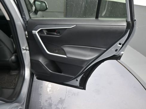 Used 2025 Toyota RAV4 LE AWD/4WD image 60