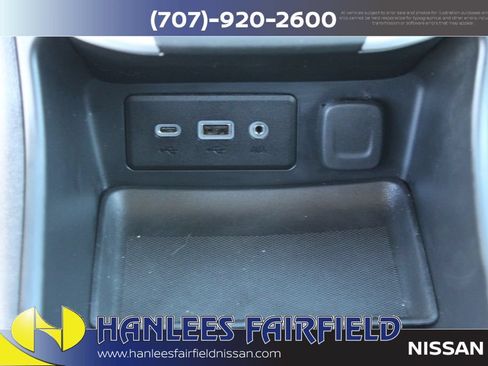 Used 2024 GMC Terrain SLE FWD image 19