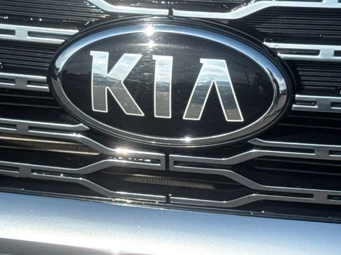 Used 2020 Kia Telluride EX w/ EX Premium Package AWD/4WD image 16