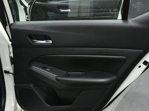 Used 2021 Nissan Altima 2.5 S FWD image 21