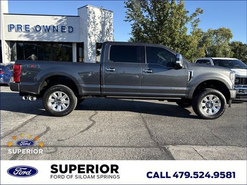Used 2020 Ford F250 Platinum image 2