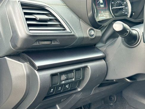 Used 2023 Subaru Crosstrek 2.5i Sport image 12