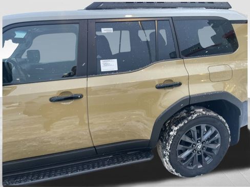 New 2026 Toyota Land Cruiser Base image 4