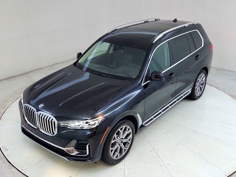 Used 2022 BMW X7 xDrive40i w/ Premium Package AWD/4WD image 14