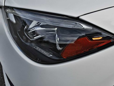 Used 2025 Mercedes-Benz C 300 4MATIC Sedan image 6