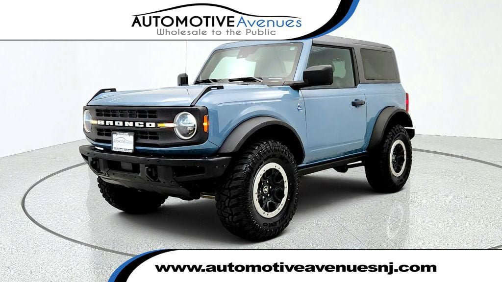 Used 2023 Ford Bronco Black Diamond w/ Sasquatch Package AWD/4WD image 1