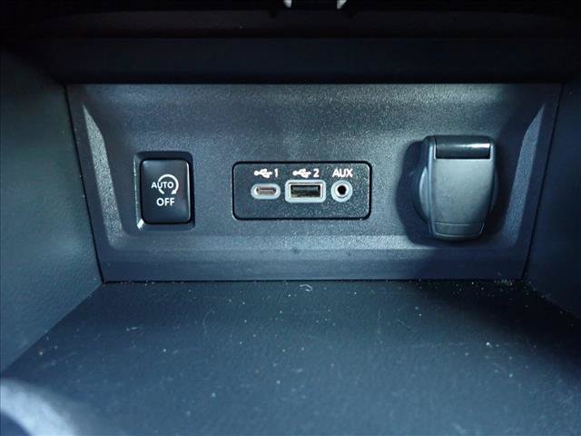 Used 2024 Nissan Sentra SV FWD image 17
