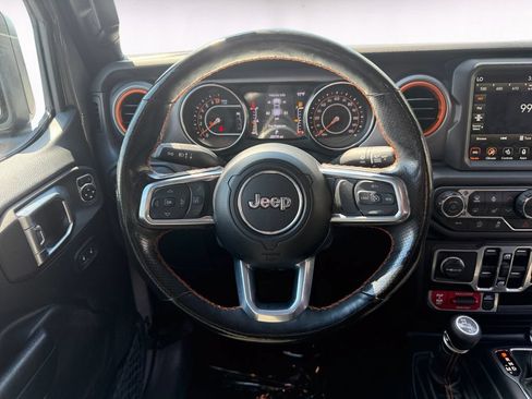 Used 2023 Jeep Gladiator Mojave w/ Cold Weather Group AWD/4WD image 12