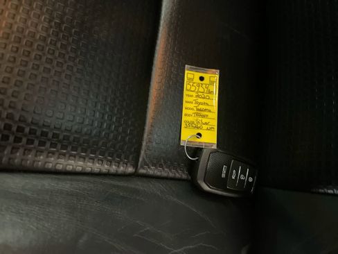 Used 2020 Toyota Tacoma TRD Off-Road w/ TRD Premium Off Road Package image 26