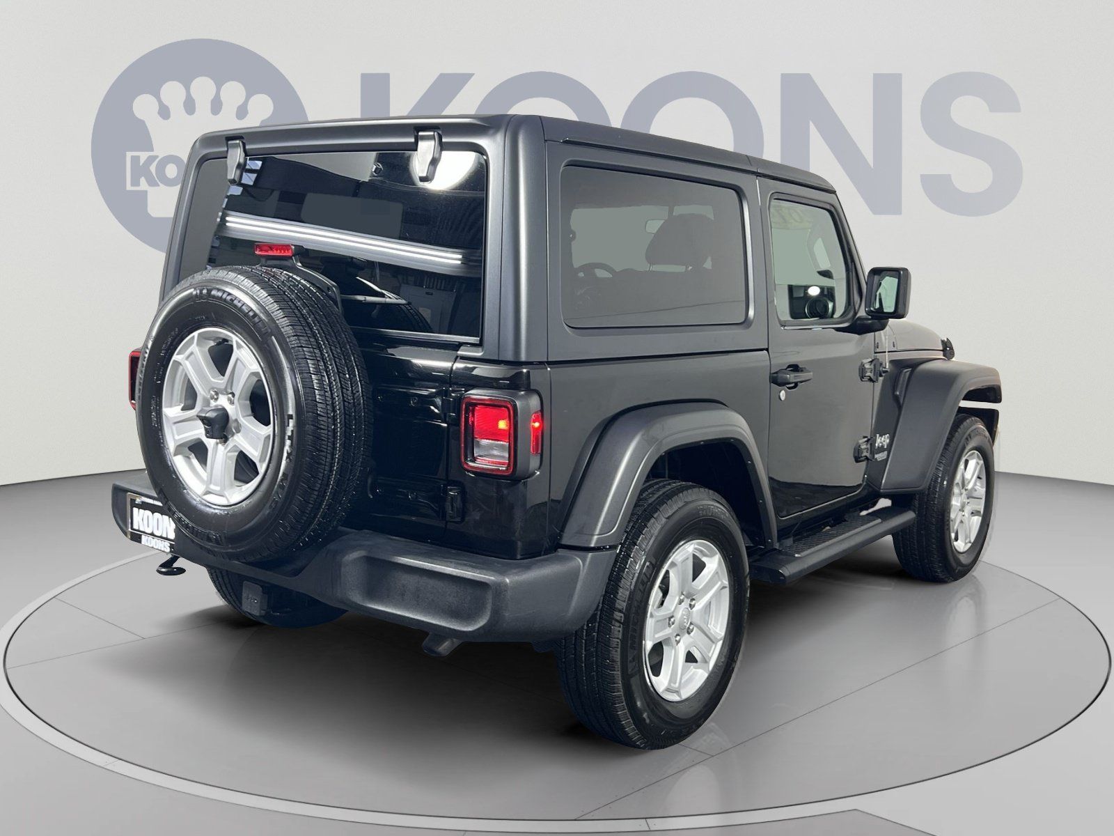 Used 2019 Jeep Wrangler Sport AWD/4WD image 7